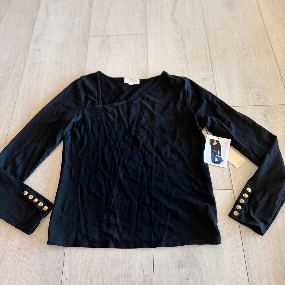 Nation women’s black long sleeve top size m (B)